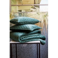 Edmonton quilted bedspread/throw & cushions by Christy England.